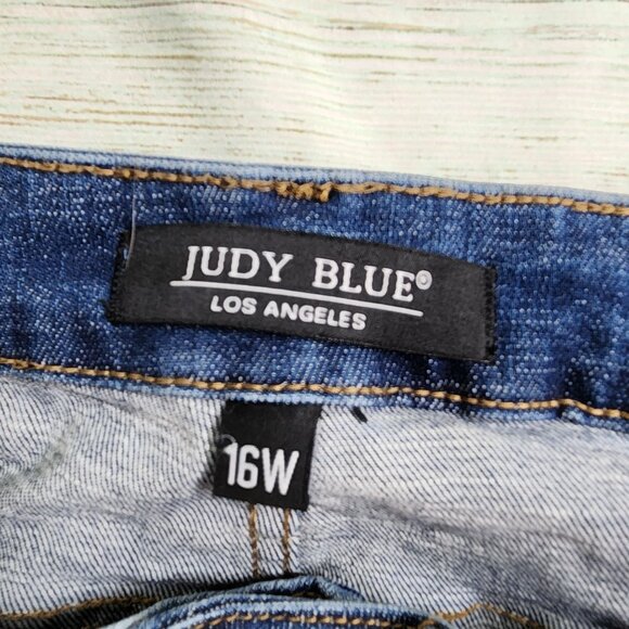 Judy Blue Womens 16W Distressed Button Fly Jeans Skinny Fit Stretch Denim - Picture 7 of 9